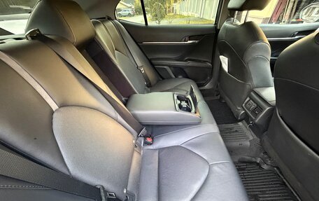 Toyota Camry, 2021 год, 2 500 000 рублей, 29 фотография