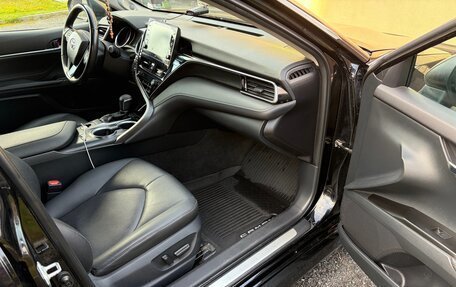 Toyota Camry, 2021 год, 2 500 000 рублей, 38 фотография