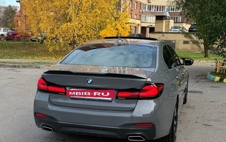 BMW 5 серия, 2022 год, 4 800 000 рублей, 8 фотография