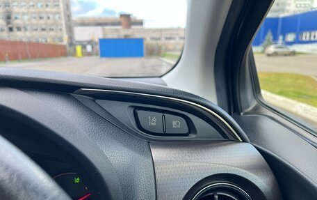 Toyota Vitz, 2016 год, 850 000 рублей, 13 фотография