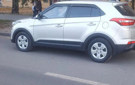 Hyundai Creta I рестайлинг, 2019 год, 1 700 000 рублей, 2 фотография