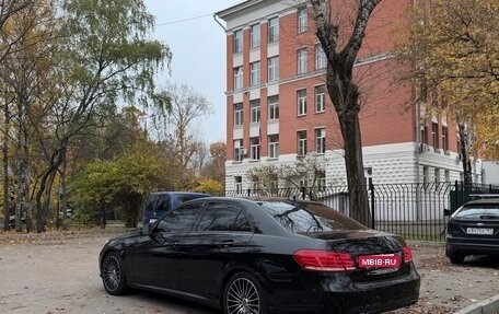 Mercedes-Benz E-Класс, 2013 год, 2 600 000 рублей, 4 фотография