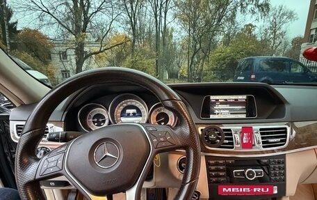 Mercedes-Benz E-Класс, 2013 год, 2 600 000 рублей, 11 фотография