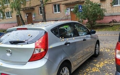 Hyundai Solaris II рестайлинг, 2013 год, 590 000 рублей, 1 фотография
