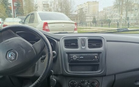 Renault Logan II, 2015 год, 210 000 рублей, 5 фотография