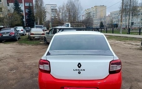 Renault Logan II, 2015 год, 210 000 рублей, 4 фотография