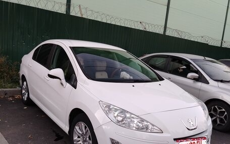 Peugeot 408 I рестайлинг, 2014 год, 780 000 рублей, 3 фотография