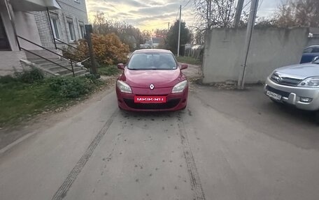 Renault Megane III рестайлинг, 2009 год, 520 000 рублей, 2 фотография