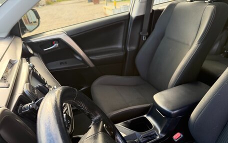 Toyota RAV4, 2014 год, 1 790 000 рублей, 11 фотография