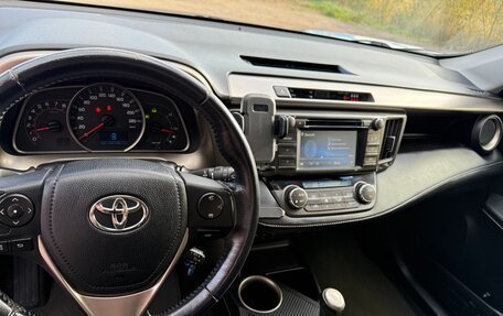 Toyota RAV4, 2014 год, 1 790 000 рублей, 15 фотография