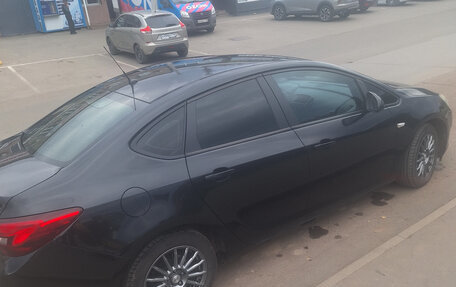 Opel Astra J, 2013 год, 670 000 рублей, 10 фотография