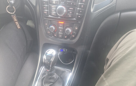 Opel Astra J, 2013 год, 670 000 рублей, 14 фотография