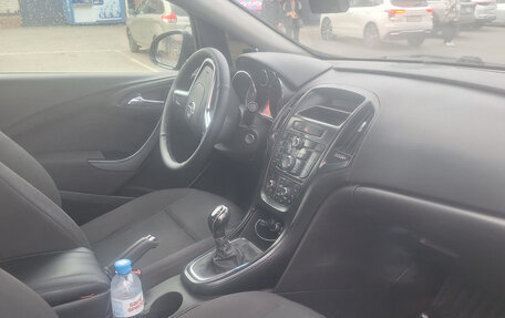 Opel Astra J, 2013 год, 670 000 рублей, 15 фотография