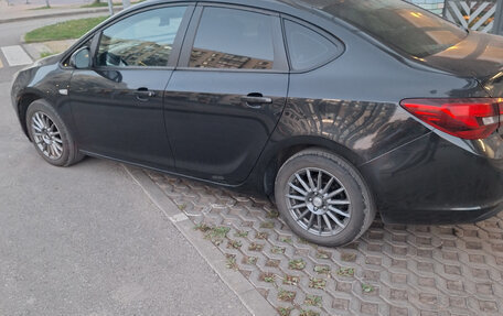 Opel Astra J, 2013 год, 670 000 рублей, 22 фотография