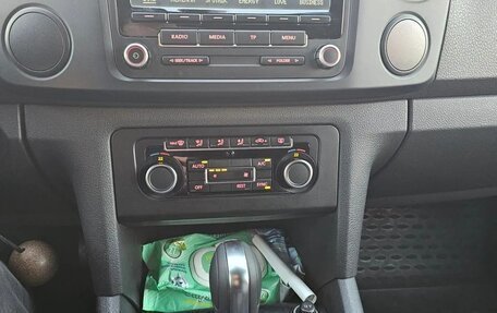 Volkswagen Amarok I рестайлинг, 2012 год, 2 000 000 рублей, 10 фотография