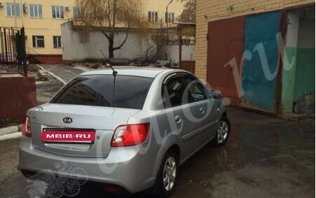 KIA Rio II, 2010 год, 315 000 рублей, 3 фотография