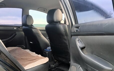 Toyota Avensis III рестайлинг, 2007 год, 600 000 рублей, 7 фотография