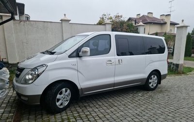 Hyundai Grand Starex Grand Starex I рестайлинг 2, 2012 год, 1 600 000 рублей, 1 фотография