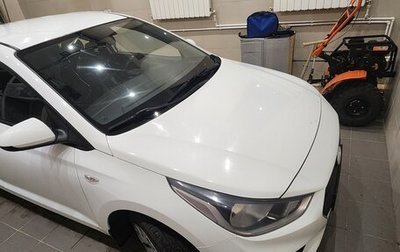 Hyundai Solaris II рестайлинг, 2018 год, 725 000 рублей, 1 фотография