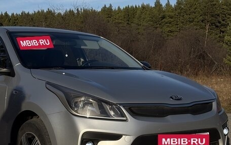 KIA Rio IV, 2018 год, 1 350 000 рублей, 2 фотография