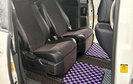 Toyota Estima III рестайлинг -2, 2010 год, 720 000 рублей, 7 фотография