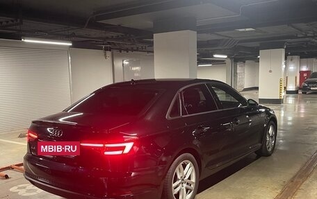 Audi A4, 2019 год, 2 390 000 рублей, 4 фотография