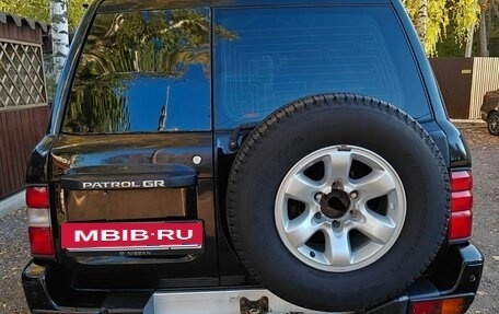 Nissan Patrol, 2001 год, 690 000 рублей, 3 фотография