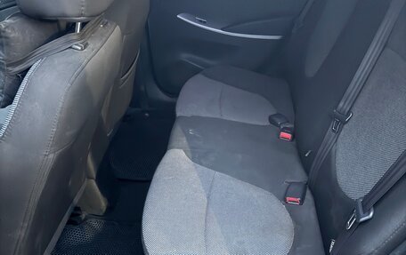 Hyundai Solaris II рестайлинг, 2014 год, 730 000 рублей, 14 фотография