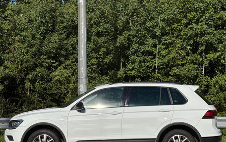 Volkswagen Tiguan II, 2019 год, 1 850 000 рублей, 1 фотография