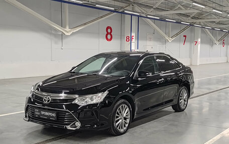 Toyota Camry, 2017 год, 2 690 000 рублей, 5 фотография