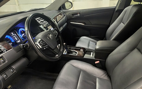 Toyota Camry, 2017 год, 2 690 000 рублей, 20 фотография