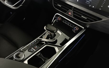 Geely Tugella FY11, 2021 год, 2 370 000 рублей, 14 фотография