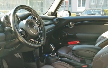 MINI Hatch, 2019 год, 2 000 000 рублей, 6 фотография