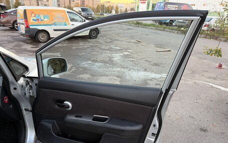 Nissan Tiida, 2010 год, 699 000 рублей, 11 фотография