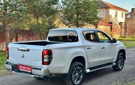 Mitsubishi L200 IV рестайлинг, 2023 год, 3 600 000 рублей, 5 фотография