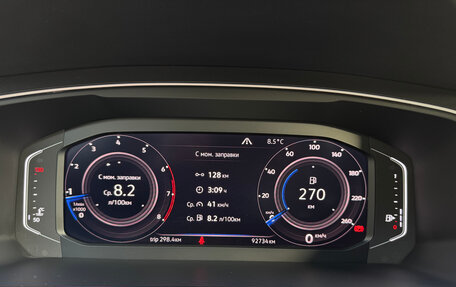 Volkswagen Tiguan II, 2019 год, 1 850 000 рублей, 15 фотография
