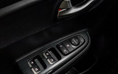 KIA Rio IV, 2018 год, 1 279 000 рублей, 16 фотография