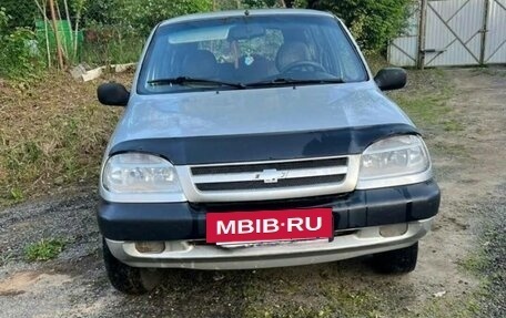 Chevrolet Niva I рестайлинг, 2004 год, 120 000 рублей, 5 фотография