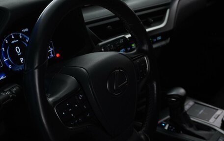 Lexus UX I, 2019 год, 2 999 099 рублей, 12 фотография