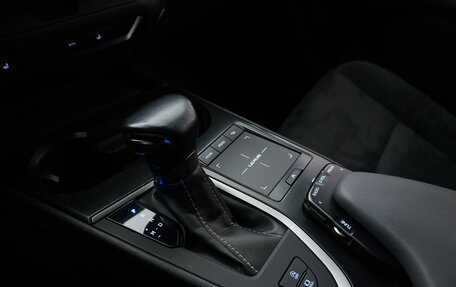 Lexus UX I, 2019 год, 2 999 099 рублей, 15 фотография