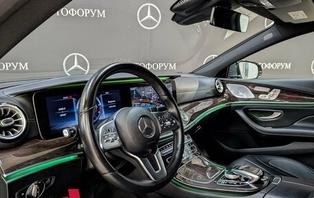 Mercedes-Benz CLS, 2018 год, 4 800 000 рублей, 15 фотография