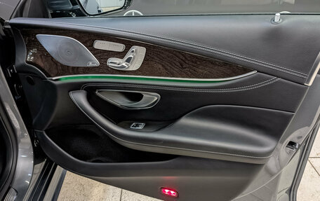 Mercedes-Benz CLS, 2018 год, 4 800 000 рублей, 24 фотография