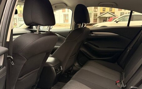 Mazda 6, 2018 год, 2 690 000 рублей, 15 фотография
