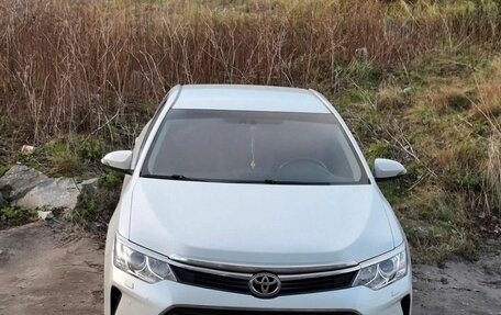 Toyota Camry, 2016 год, 1 900 000 рублей, 1 фотография
