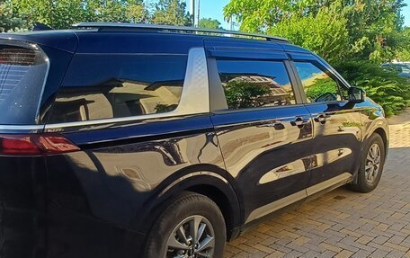 KIA Carnival, 2022 год, 4 100 000 рублей, 5 фотография