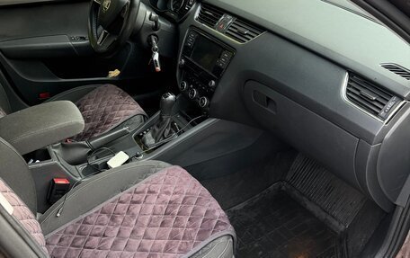 Skoda Octavia, 2017 год, 1 550 000 рублей, 8 фотография