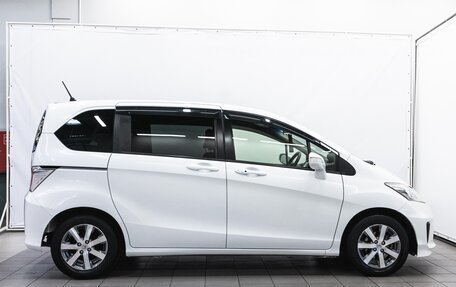 Honda Freed I, 2014 год, 1 240 000 рублей, 9 фотография