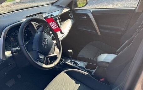 Toyota RAV4, 2018 год, 2 700 000 рублей, 12 фотография