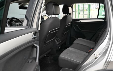 Volkswagen Tiguan II, 2019 год, 2 349 000 рублей, 11 фотография
