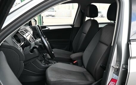 Volkswagen Tiguan II, 2019 год, 2 349 000 рублей, 10 фотография